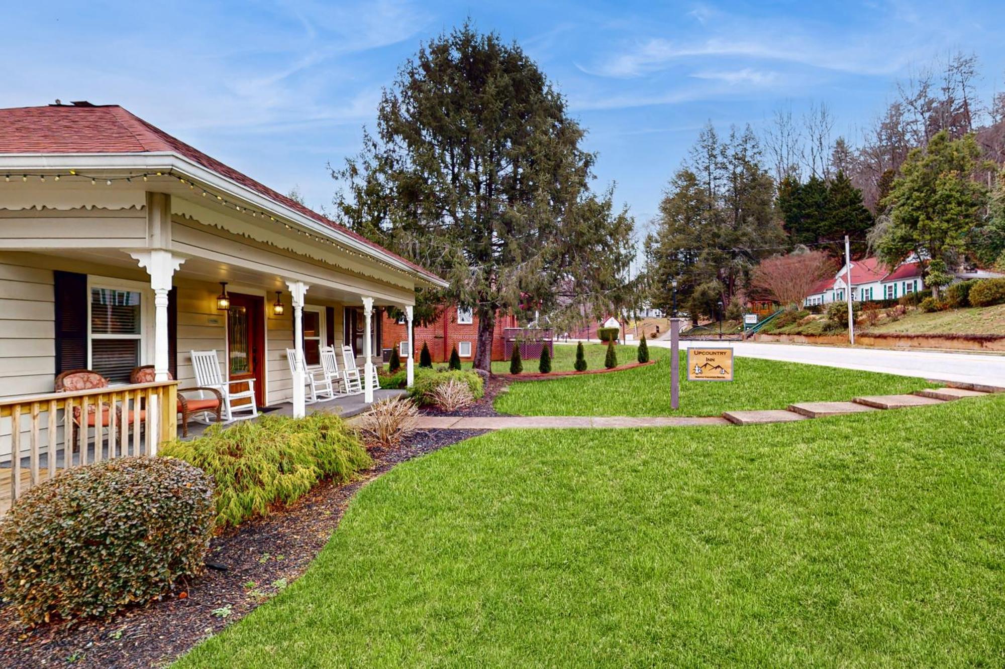 Upcountry Inn Helen Bilik gambar